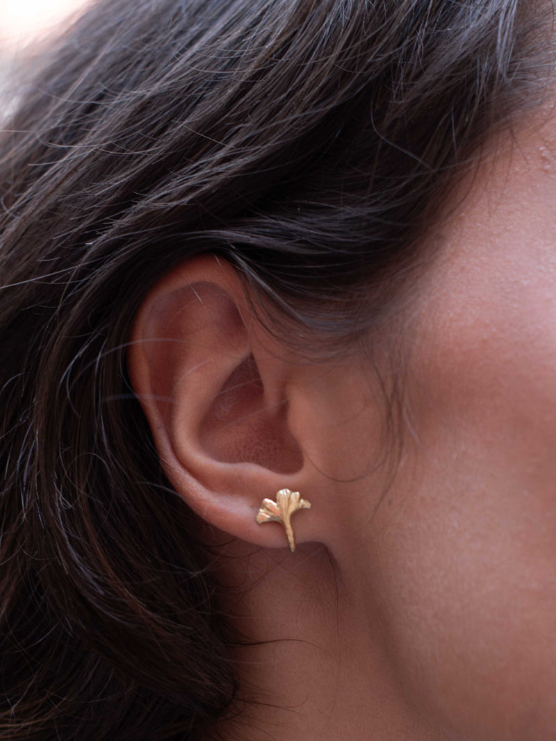 Gi Leaf earrings