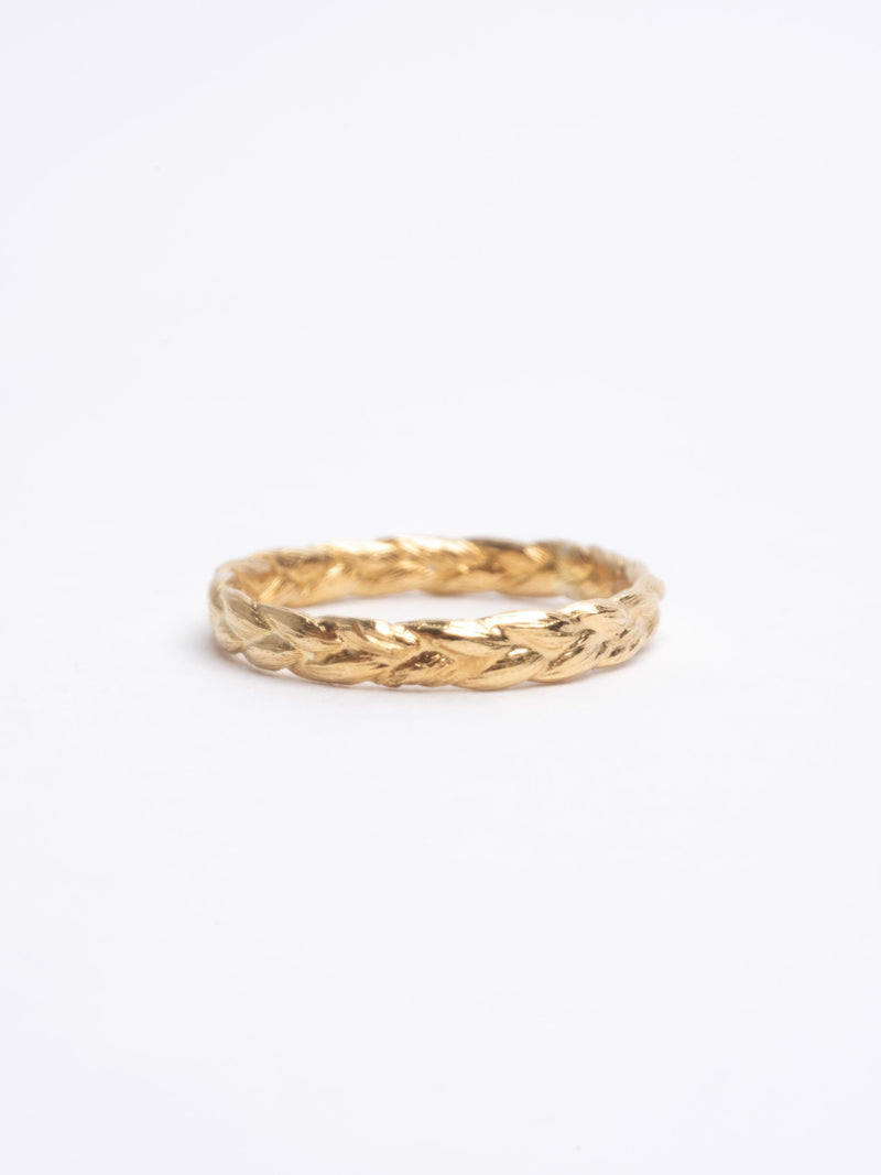 Twisted braid ring