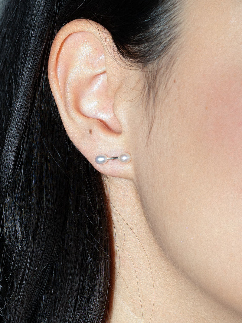 Pearl bar earrings