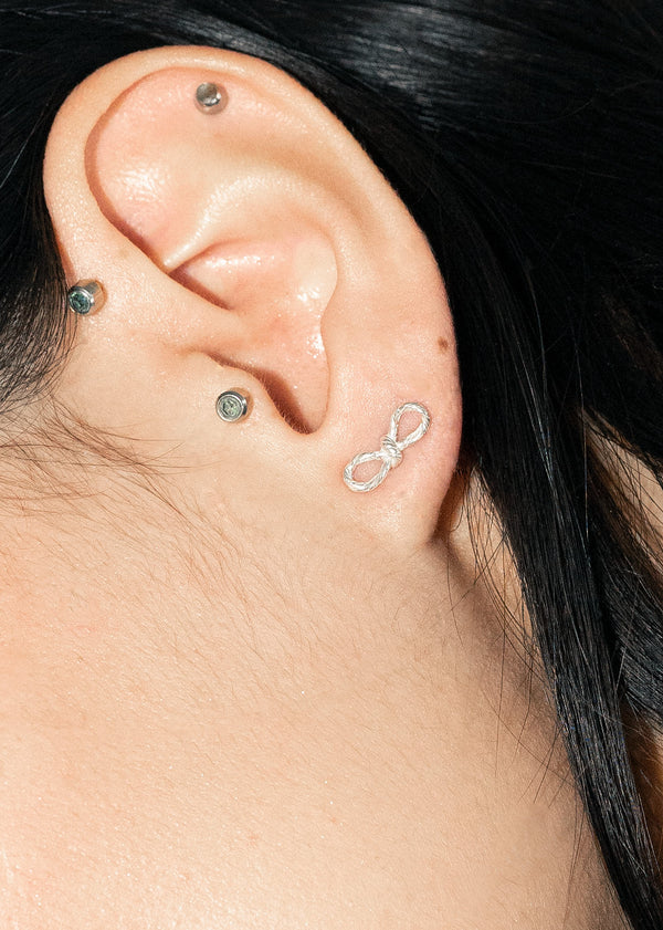 Twisted bow earrings